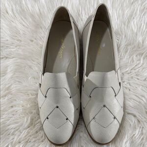 Angel Steps Elegant Cream Loafers Size 10W